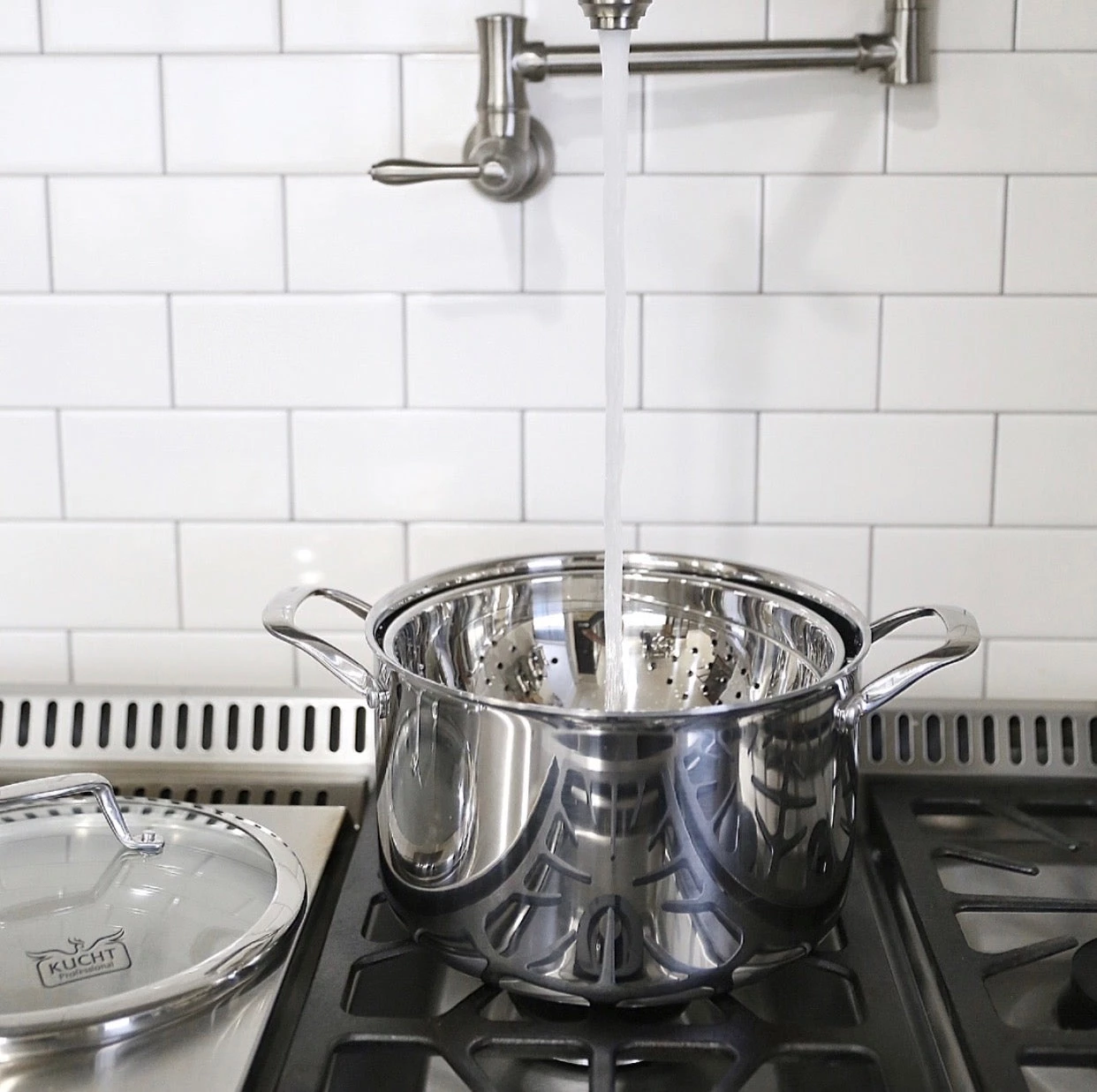 Kucht Professional 10 Piece Stainless Steel Cookware Set (K16020) 12 Kucht Professional 10 Piece Stainless Steel Cookware Set (K16020)