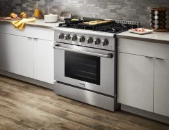 THOR Kitchen 36 Inch Professional Gas Range In Stainless Steel