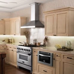 ZLINE Kitchen And Bath ZLINE Ducted Vent Wall Mount Range Hood In Stainless Steel With Built-in ZLINE CrownSound Bluetooth Speakers (KL3CRN-BT) 31 ZLINE Kitchen And Bath ZLINE Ducted Vent Wall Mount Range Hood In Stainless Steel With Built-in ZLINE CrownSound Bluetooth Speakers (KL3CRN-BT)