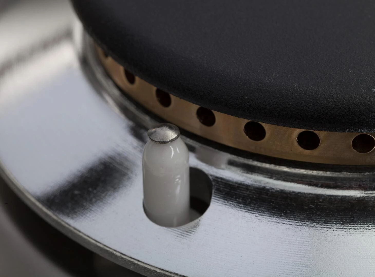 ILVE Shop By Brand Nostalgie Series 48 Inch Freestanding Dual Fuel Range With Natural Gas In Matte Graphite With Brass Accents (UPN120FDMPMNG) 13 ILVE Shop By Brand Nostalgie Series 48 Inch Freestanding Dual Fuel Range With Natural Gas In Matte Graphite With Brass Accents (UPN120FDMPMNG)