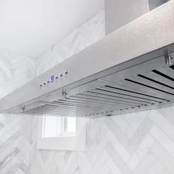 ZLINE Kitchen And Bath ZLINE Wall Mount Range Hood In DuraSnow Stainless Steel (8KL3S)