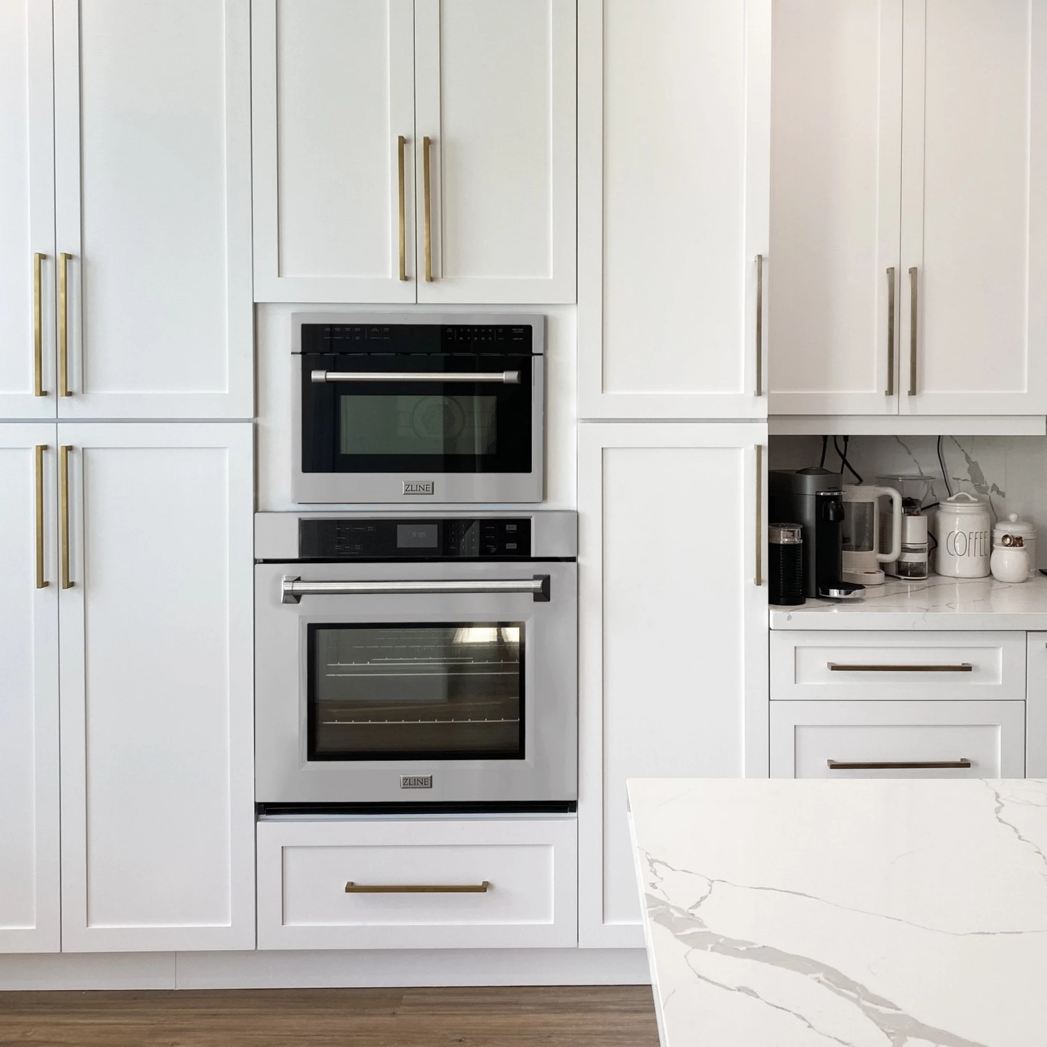 ZLINE Kitchen And Bath ZLINE 30 In. Professional Single Wall Oven With Self Clean And True Convection (AWS-30) Wall Ovens 25 ZLINE Kitchen And Bath ZLINE 30 In. Professional Single Wall Oven With Self Clean And True Convection (AWS-30) Wall Ovens