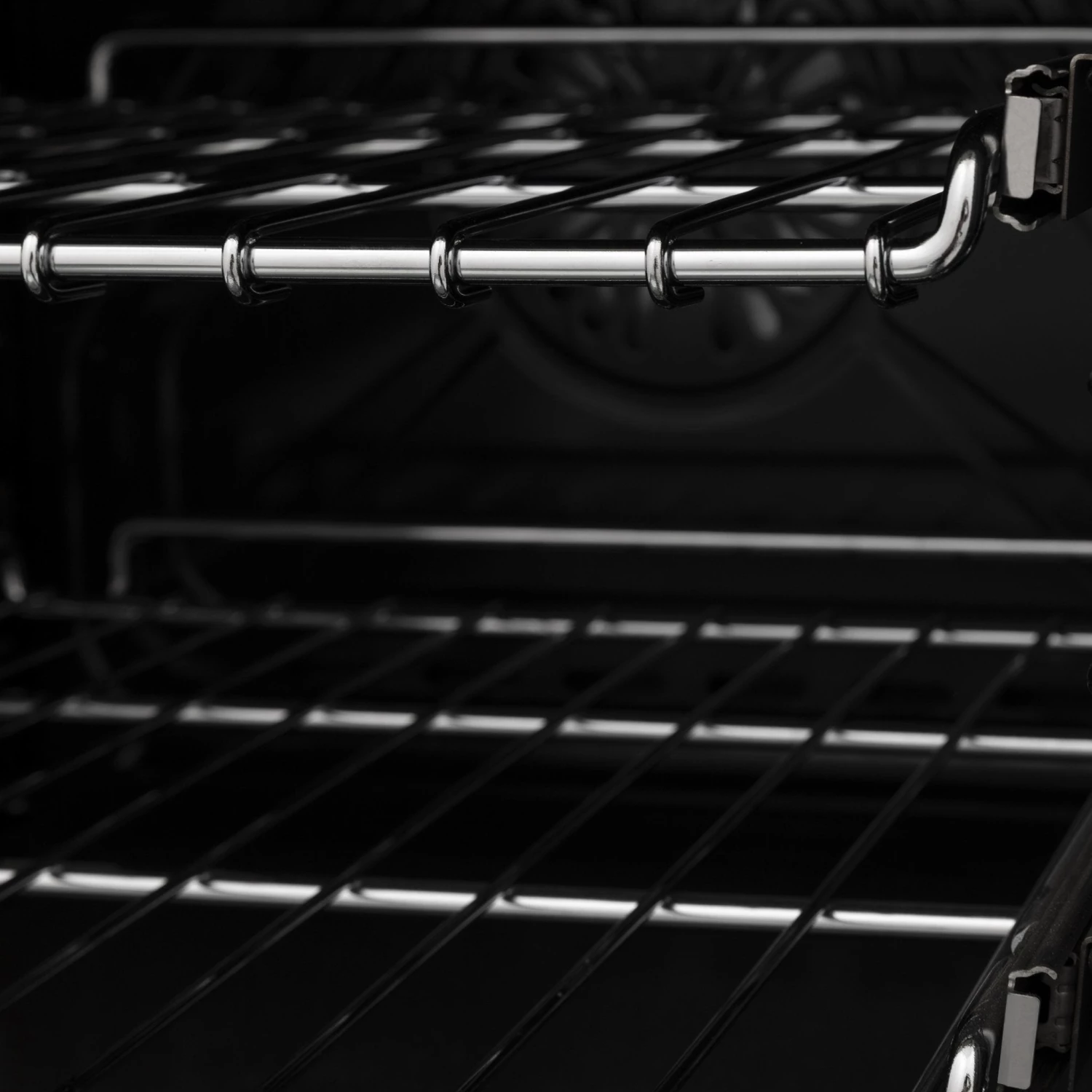 ZLINE Kitchen And Bath ZLINE Autograph Edition 30 In. 4.0 Cu. Ft. Dual Fuel Range With Gas Stove And Electric Oven In Stainless Steel With White Matte Door And Accents (RAZ-WM-30) 24 ZLINE Kitchen And Bath ZLINE Autograph Edition 30 In. 4.0 Cu. Ft. Dual Fuel Range With Gas Stove And Electric Oven In Stainless Steel With White Matte Door And Accents (RAZ-WM-30)