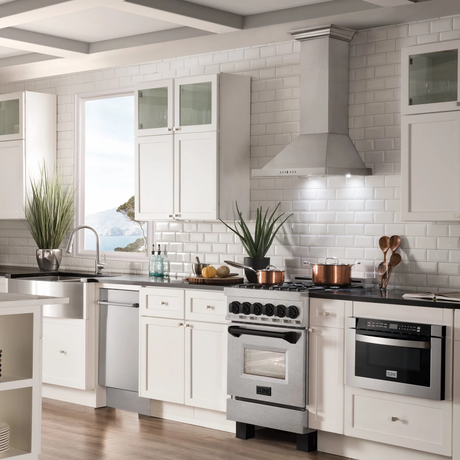 ZLINE Kitchen And Bath ZLINE Autograph Edition 24 In. 2.8 Cu. Ft. Dual Fuel Range With Gas Stove And Electric Oven In DuraSnow Stainless Steel With Accents (RASZ-SN-24) 4 ZLINE Kitchen And Bath ZLINE Autograph Edition 24 In. 2.8 Cu. Ft. Dual Fuel Range With Gas Stove And Electric Oven In DuraSnow Stainless Steel With Accents (RASZ-SN-24)