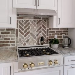 ZLINE Kitchen And Bath ZLINE Autograph Edition 30 In. Porcelain Rangetop With 4 Gas Burners In DuraSnow Stainless Steel And Accents (RTSZ-30)