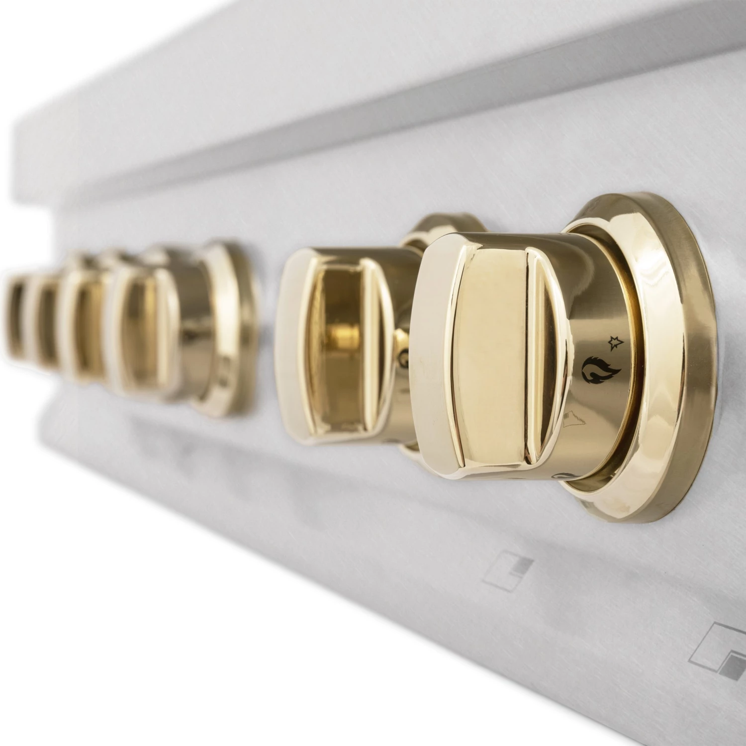 ZLINE Kitchen And Bath ZLINE Autograph Edition 48 In. Porcelain Rangetop With 7 Gas Burners In DuraSnow Stainless Steel And Accents (RTSZ-48) 9 ZLINE Kitchen And Bath ZLINE Autograph Edition 48 In. Porcelain Rangetop With 7 Gas Burners In DuraSnow Stainless Steel And Accents (RTSZ-48)