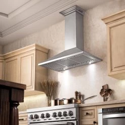 ZLINE Kitchen And Bath ZLINE 30 In. Ducted Vent Wall Mount Range Hood In Stainless Steel With Built-in ZLINE CrownSound Bluetooth Speakers (KL2CRN-BT)